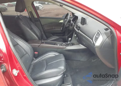 2018 Mazda Mazda3 Touring из США, поврежденный, VIN 3MZBN1V36JM169342